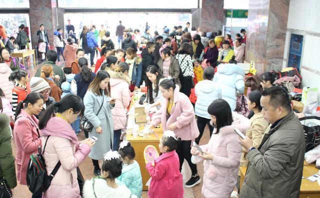 以舞为桥 近2000名选手共赴“飞跃梦想”国际舞蹈大赛，助推中国-东盟文化融通